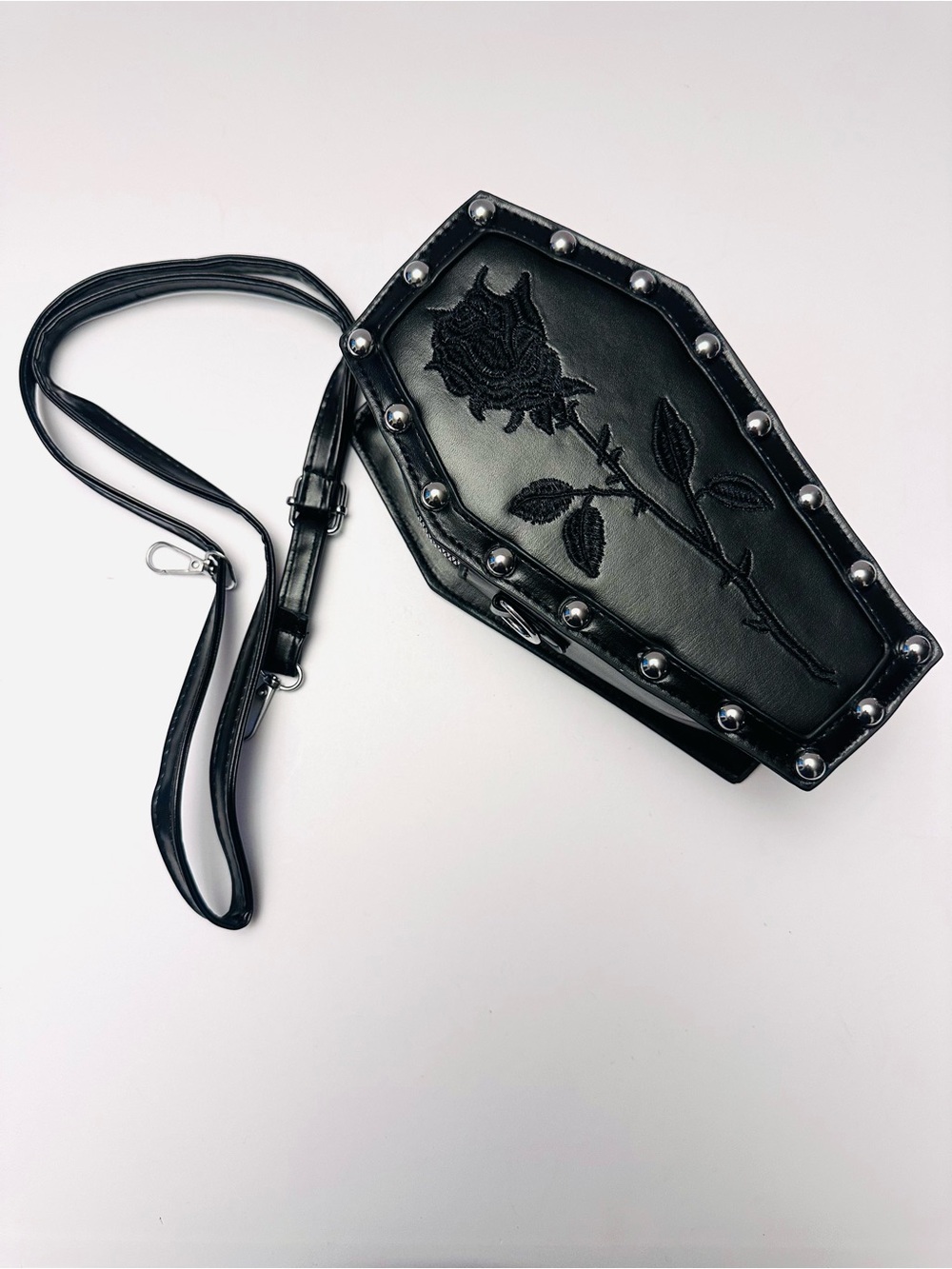 🖤 ROSE FROM THE CRYPT — GOTHIC COFFIN BAG 🥀⚰️